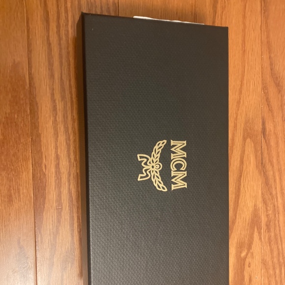 MCM Large Visetos Original Wallet - Picture 3 of 3